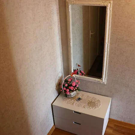 Crystal Apartment *