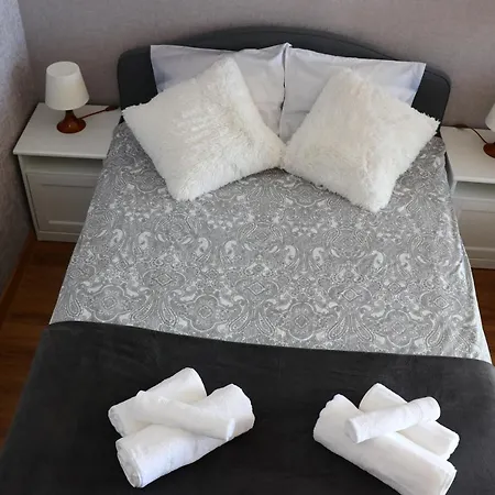 Apartment Crystal