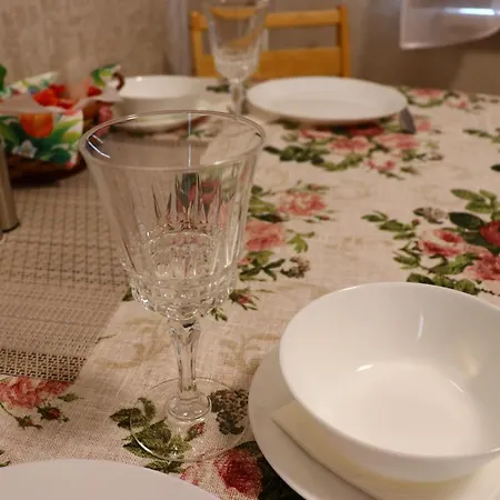 Apartment Crystal *
